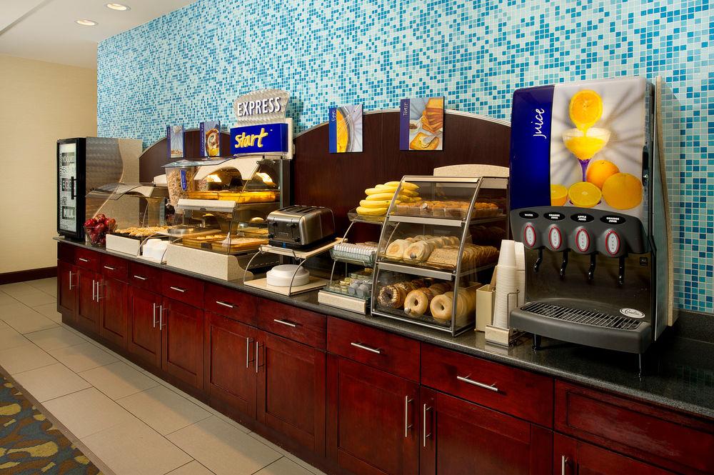 Holiday Inn Express - Tullahoma By Ihg Екстериор снимка