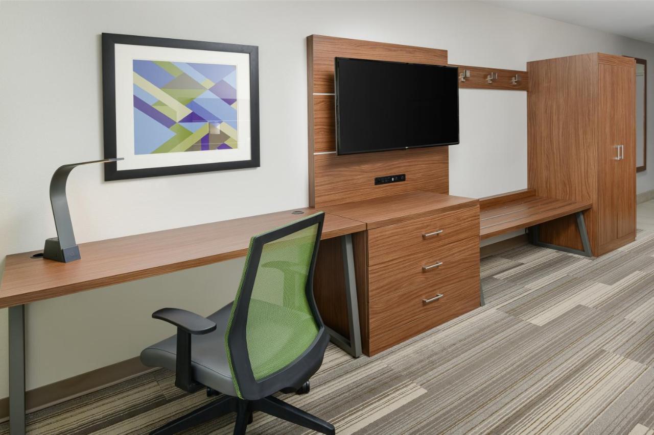 Holiday Inn Express - Tullahoma By Ihg Екстериор снимка