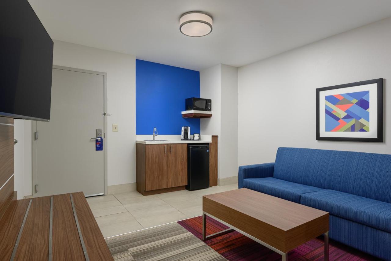 Holiday Inn Express - Tullahoma By Ihg Екстериор снимка